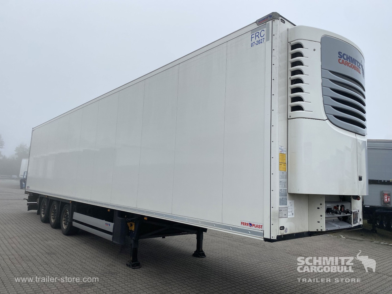 SCHMITZ Auflieger Tiefkühler Fleischhang - Izotermička poluprikolica: slika 1 SCHMITZ Auflieger Tiefkühler Fleischhang - Izotermička poluprikolica: slika 1