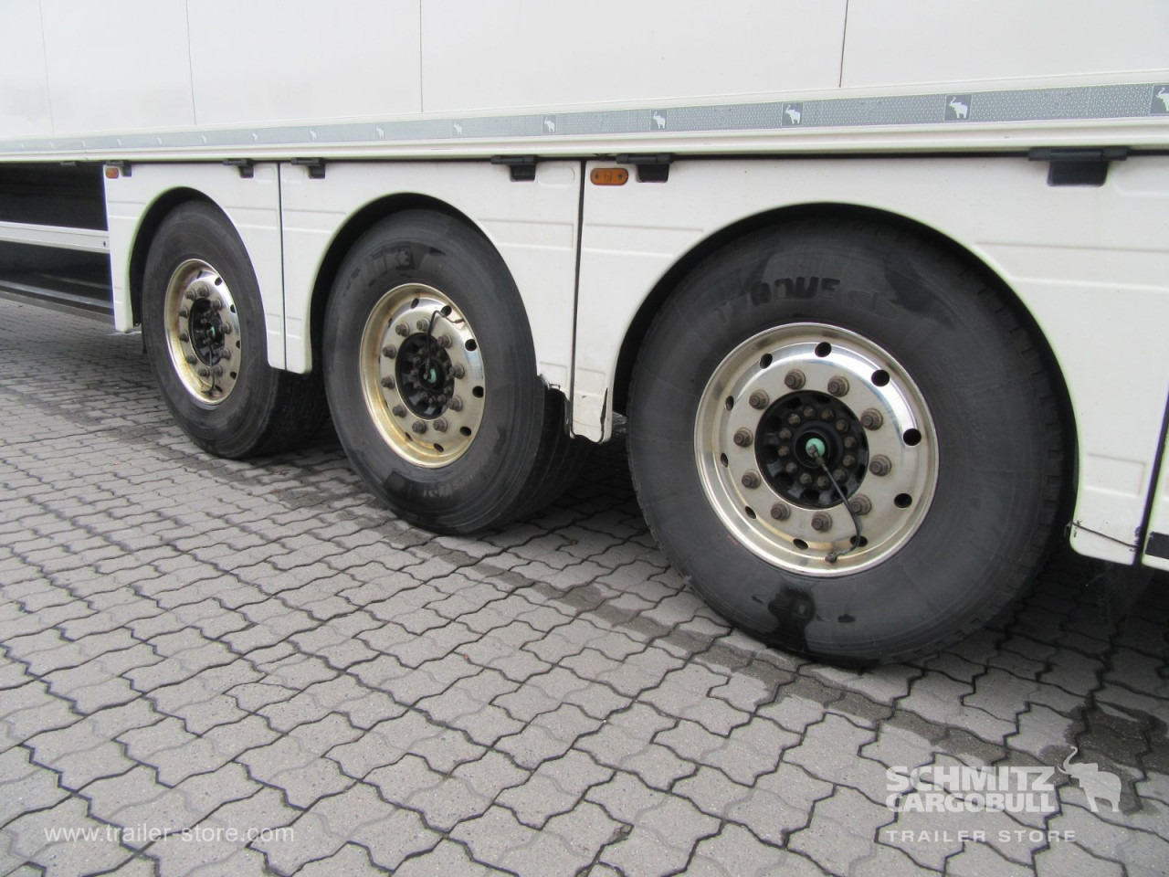 SCHMITZ Auflieger Tiefkühler Multitemp Double deck - Izotermička poluprikolica: slika 3 SCHMITZ Auflieger Tiefkühler Multitemp Double deck - Izotermička poluprikolica: slika 3