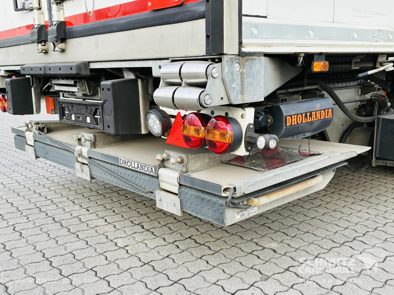 SCHMITZ Auflieger Tiefkühler Multitemp Taillift - Izotermička poluprikolica: slika 5 SCHMITZ Auflieger Tiefkühler Multitemp Taillift - Izotermička poluprikolica: slika 5