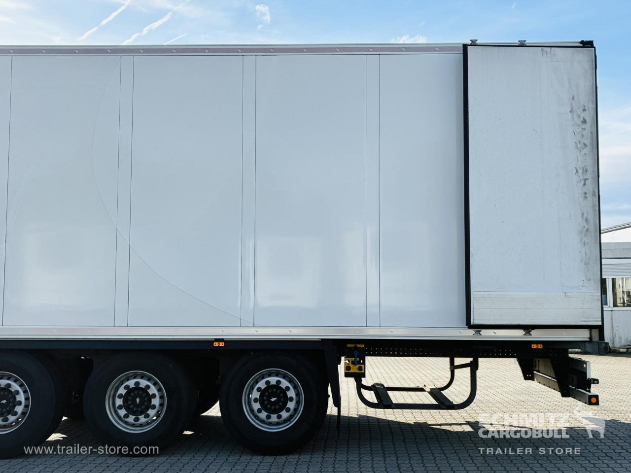 SCHMITZ Auflieger Tiefkühler Standard Double deck - Izotermička poluprikolica: slika 4 SCHMITZ Auflieger Tiefkühler Standard Double deck - Izotermička poluprikolica: slika 4