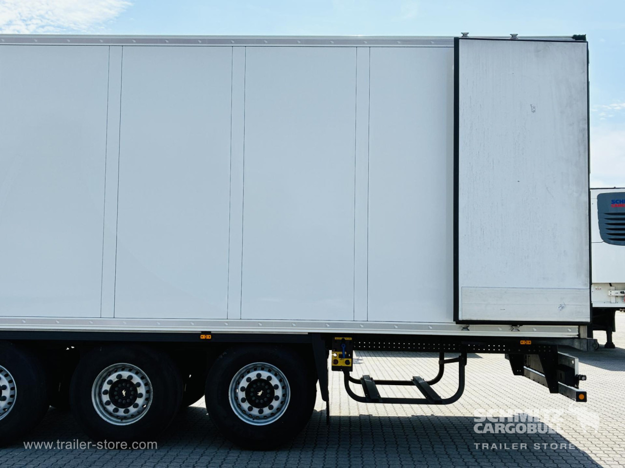 SCHMITZ Auflieger Tiefkühler Standard Double deck - Izotermička poluprikolica: slika 4 SCHMITZ Auflieger Tiefkühler Standard Double deck - Izotermička poluprikolica: slika 4
