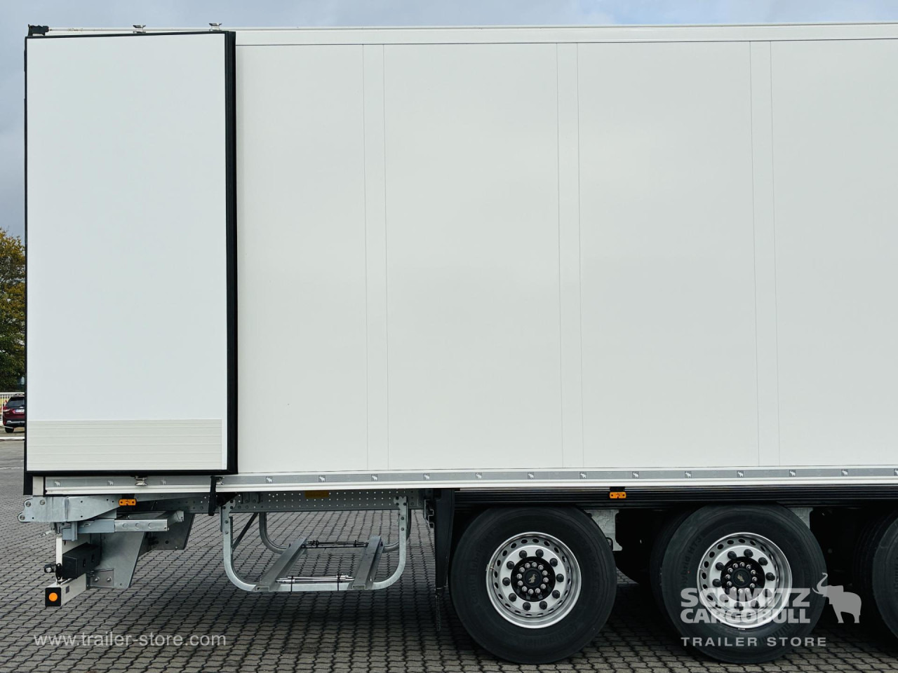 SCHMITZ Auflieger Tiefkühler Standard Double deck - Izotermička poluprikolica: slika 3 SCHMITZ Auflieger Tiefkühler Standard Double deck - Izotermička poluprikolica: slika 3