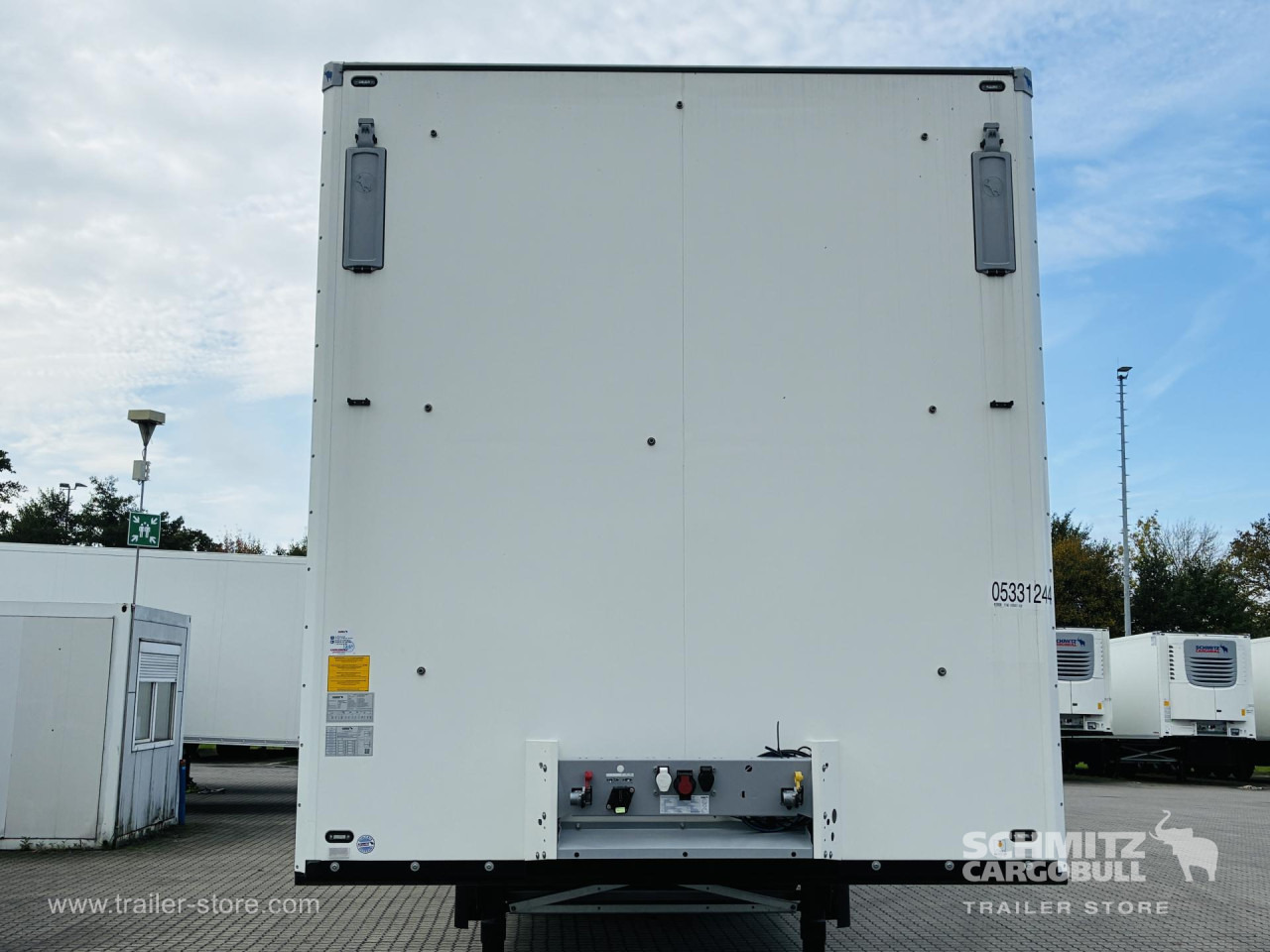 SCHMITZ Auflieger Tiefkühler Standard Double deck - Izotermička poluprikolica: slika 3 SCHMITZ Auflieger Tiefkühler Standard Double deck - Izotermička poluprikolica: slika 3