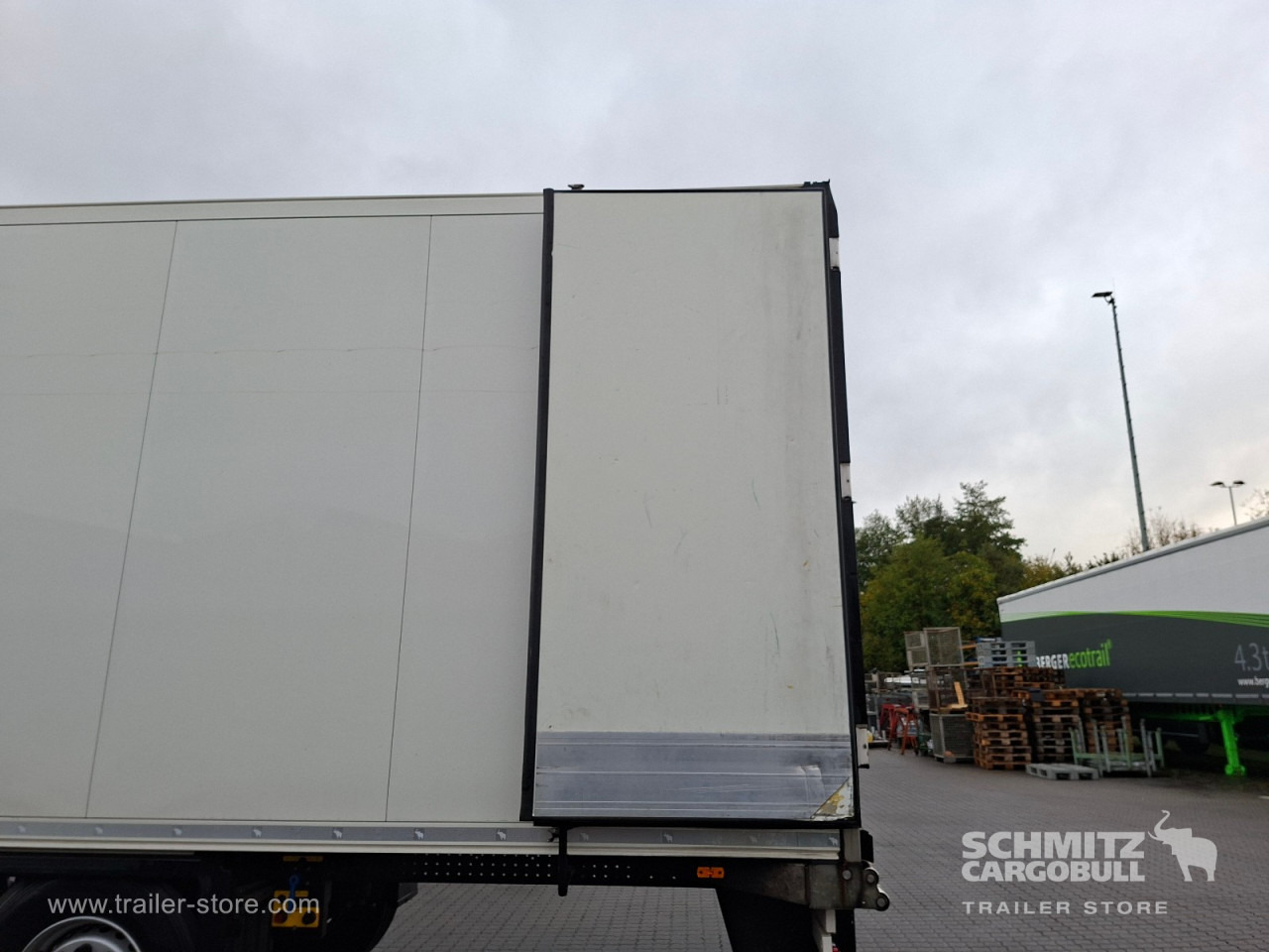 Izotermička poluprikolica SCHMITZ Auflieger Tiefkühler Standard: slika 13 Izotermička poluprikolica SCHMITZ Auflieger Tiefkühler Standard: slika 13