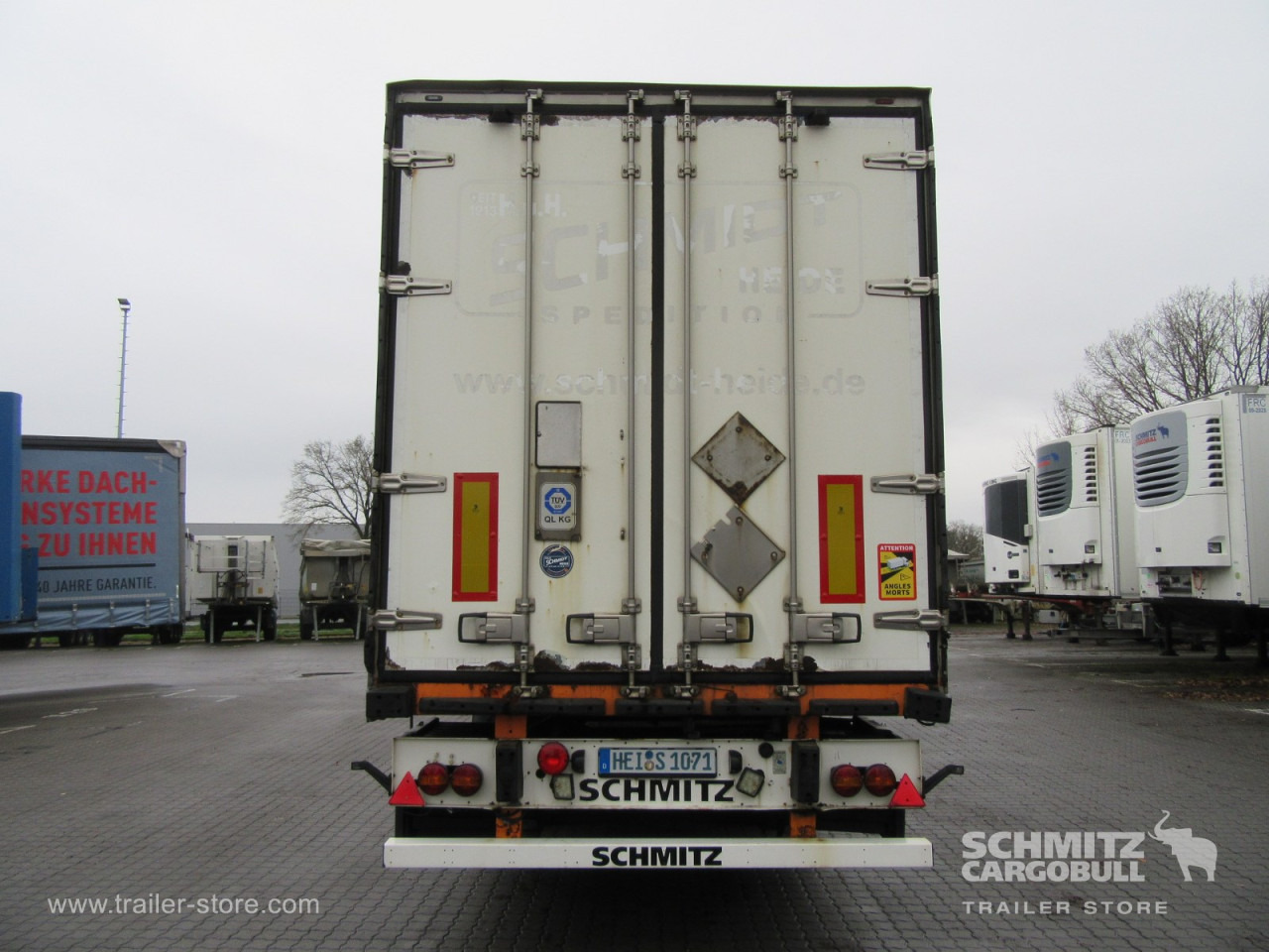 SCHMITZ Auflieger Trockenfrachtkoffer Faltwand - Poluprikolica sa zatvorenim sandukom: slika 3 SCHMITZ Auflieger Trockenfrachtkoffer Faltwand - Poluprikolica sa zatvorenim sandukom: slika 3