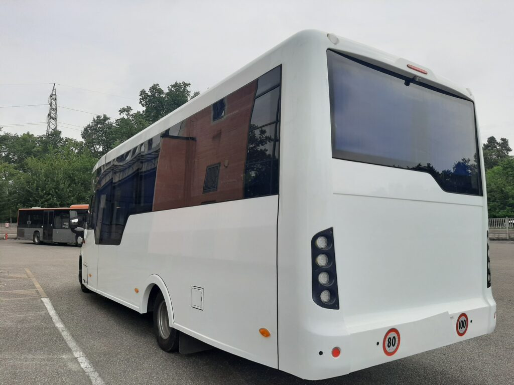 N.1 IVECO INDCAR MOBI – Anno 2015 - Turistički autobus: slika 5 N.1 IVECO INDCAR MOBI – Anno 2015 - Turistički autobus: slika 5