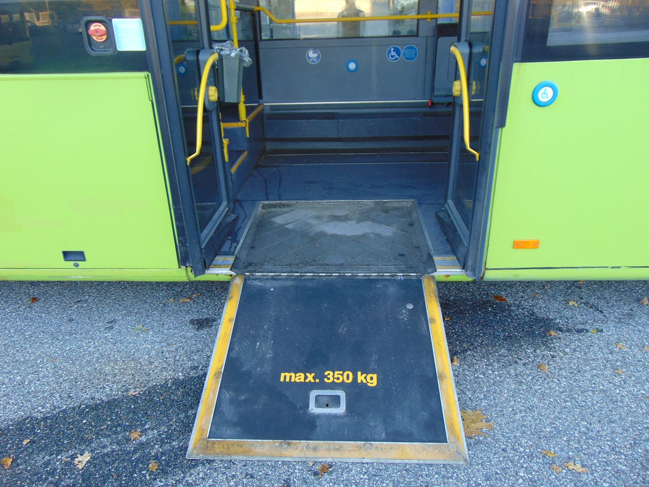 Prigradski autobus N.11 MERCEDES BENZ CITARO O530 LE – Anno 2010: slika 11
