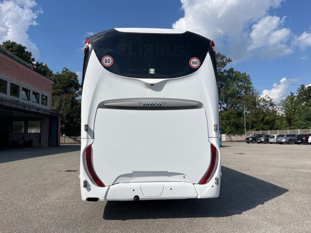 N.2 IVECO MAGELYS – Anno 2019 - Turistički autobus: slika 3 N.2 IVECO MAGELYS – Anno 2019 - Turistički autobus: slika 3