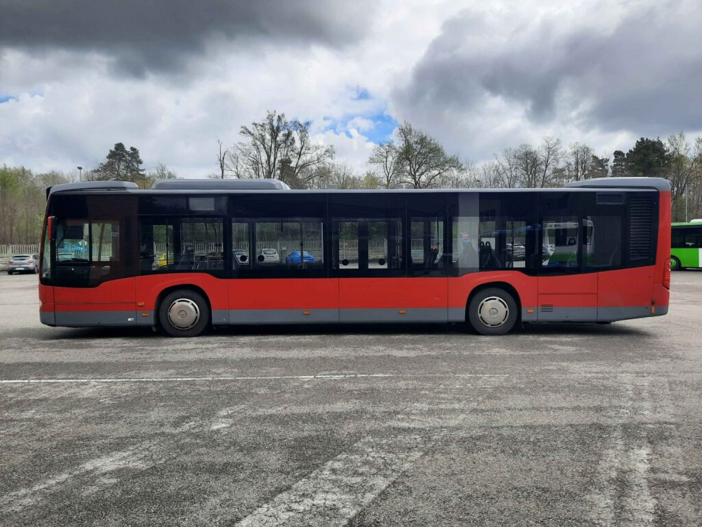 N.2 MERCEDES BENZ CITARO 628 LF – Anno 2014 - Gradski autobus: slika 4 N.2 MERCEDES BENZ CITARO 628 LF – Anno 2014 - Gradski autobus: slika 4