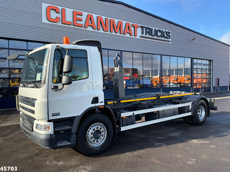 DAF FA 65 CF 250 Manual 20 Ton haakarmsysteem - Kamion sa hidrauličnom kukom: slika 2 DAF FA 65 CF 250 Manual 20 Ton haakarmsysteem - Kamion sa hidrauličnom kukom: slika 2