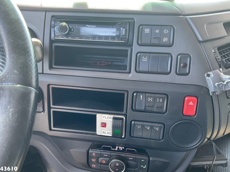 Kamion sa dizalicom DAF FAD XF 530 8x4 Holzkran: slika 19