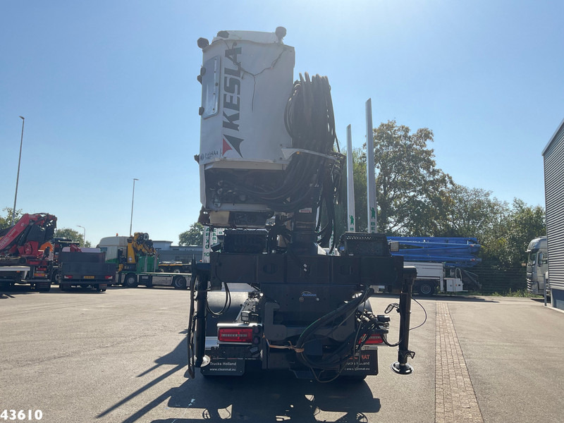 Kamion sa dizalicom DAF FAD XF 530 8x4 Holzkran: slika 7