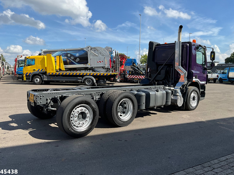 DAF FAN 75 CF 250 Chassis cabine with PTO Just 143.864 km! - Kamion sa golom šasijom i zatvorenom kabinom: slika 5 DAF FAN 75 CF 250 Chassis cabine with PTO Just 143.864 km! - Kamion sa golom šasijom i zatvorenom kabinom: slika 5
