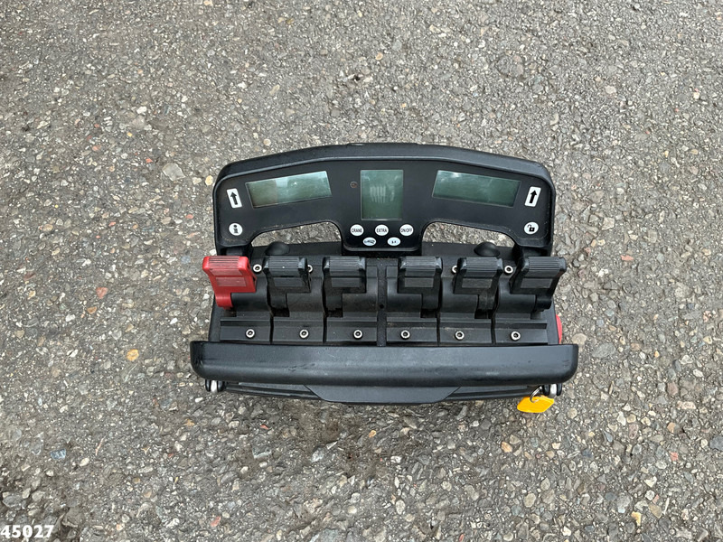 Lizing DAF FAN XD 340 Hiab 21 Tonmeter laadkraan DAF FAN XD 340 Hiab 21 Tonmeter laadkraan: slika 12