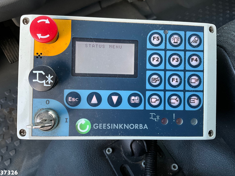 Kamion za smeće FUSO Canter 9C18 Euro 6 Geesink 7m³ Just 157.014 km!: slika 16 Kamion za smeće FUSO Canter 9C18 Euro 6 Geesink 7m³ Just 157.014 km!: slika 16