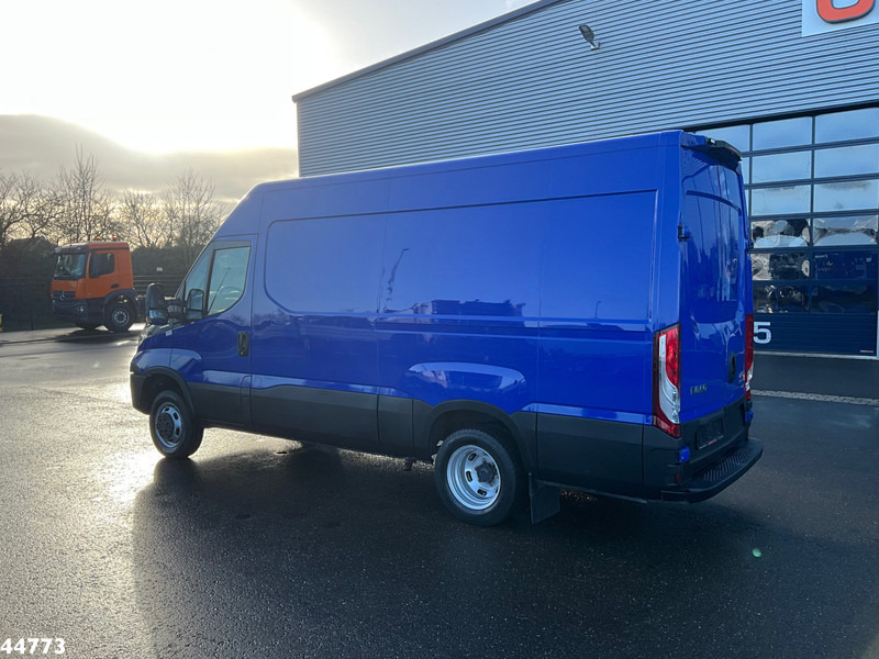 Iveco Daily 35C18 RIONED hogedrukwater installatie - Vakuumska cisterna: slika 3 Iveco Daily 35C18 RIONED hogedrukwater installatie - Vakuumska cisterna: slika 3