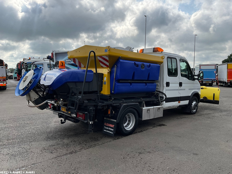 Iveco Daily 70C17 Nido zoutstrooier - Vozilo za čišćenje snega: slika 4 Iveco Daily 70C17 Nido zoutstrooier - Vozilo za čišćenje snega: slika 4