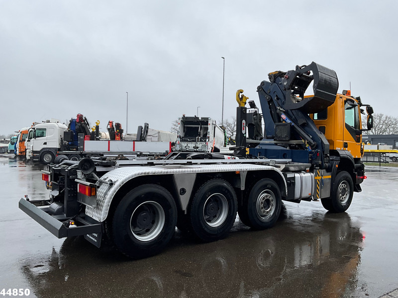 Iveco Trakker AD380T41W 8x6 Euro 6 HMF 19 Tonmeter Z-kraan - Kamion sa hidrauličnom kukom, Kamion sa dizalicom: slika 4 Iveco Trakker AD380T41W 8x6 Euro 6 HMF 19 Tonmeter Z-kraan - Kamion sa hidrauličnom kukom, Kamion sa dizalicom: slika 4