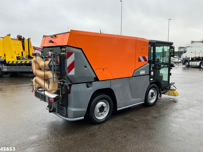 Kärcher MC 250 Just 16.579 km! - Autočistilica: slika 4 Kärcher MC 250 Just 16.579 km! - Autočistilica: slika 4