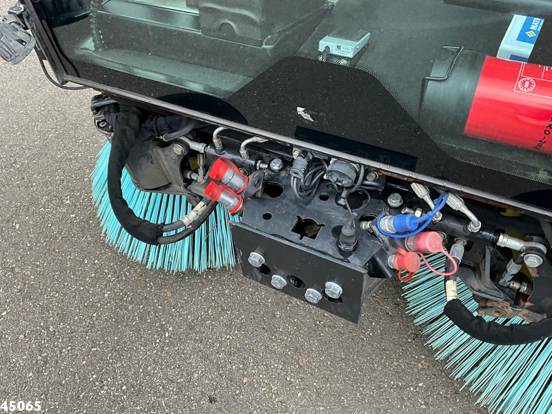 Autočistilica Mathieu MC 210 Azura Flex Euro 6 Just 8.800 km!: slika 10 Autočistilica Mathieu MC 210 Azura Flex Euro 6 Just 8.800 km!: slika 10