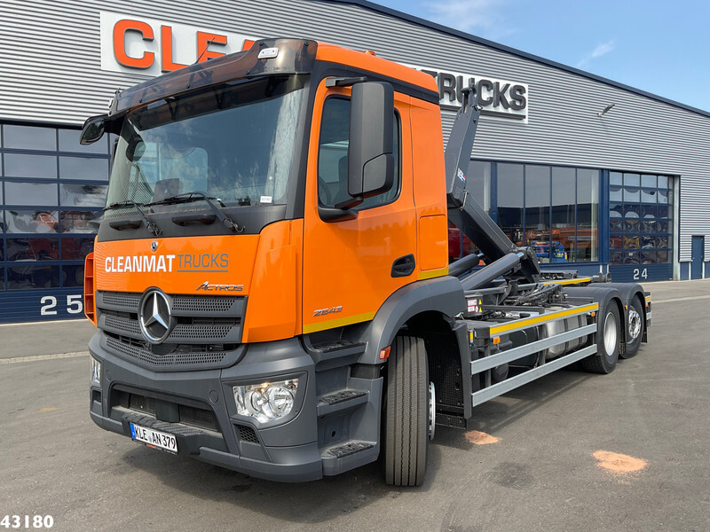 Mercedes-Benz Actros 2643 VDL 21 Ton haakarmsysteem - Kamion sa hidrauličnom kukom: slika 1 Mercedes-Benz Actros 2643 VDL 21 Ton haakarmsysteem - Kamion sa hidrauličnom kukom: slika 1