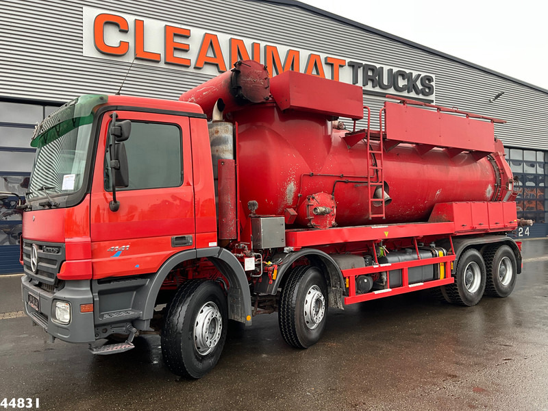 Mercedes-Benz Actros 4141 8x4 RVS Naaktgeboren drogestoffen Just 99.291 km! - Vakuumska cisterna: slika 5 Mercedes-Benz Actros 4141 8x4 RVS Naaktgeboren drogestoffen Just 99.291 km! - Vakuumska cisterna: slika 5