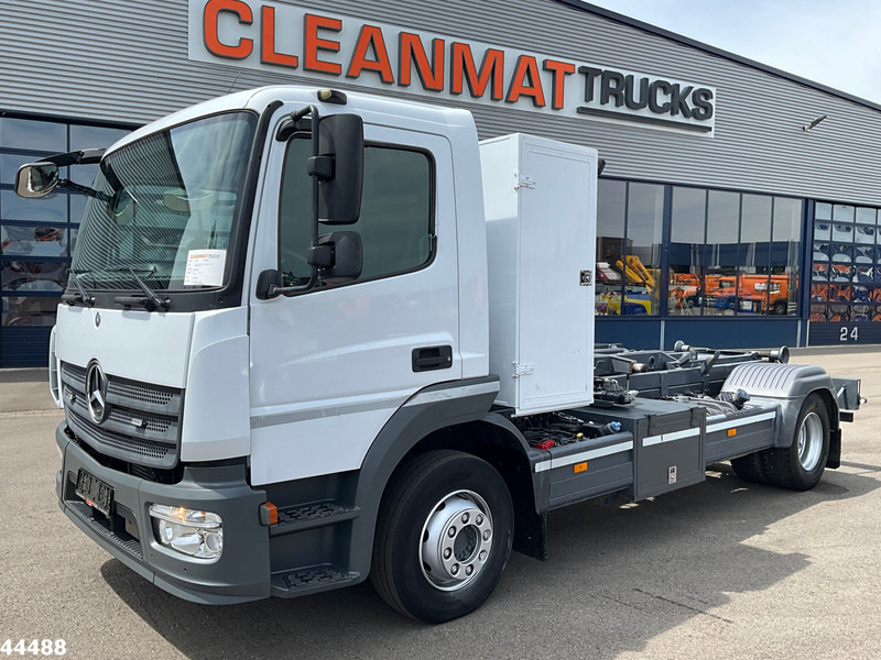 Mercedes-Benz Atego 1218 Euro 6 Manual 7 Ton haakarmsysteem - Kamion sa hidrauličnom kukom: slika 2 Mercedes-Benz Atego 1218 Euro 6 Manual 7 Ton haakarmsysteem - Kamion sa hidrauličnom kukom: slika 2