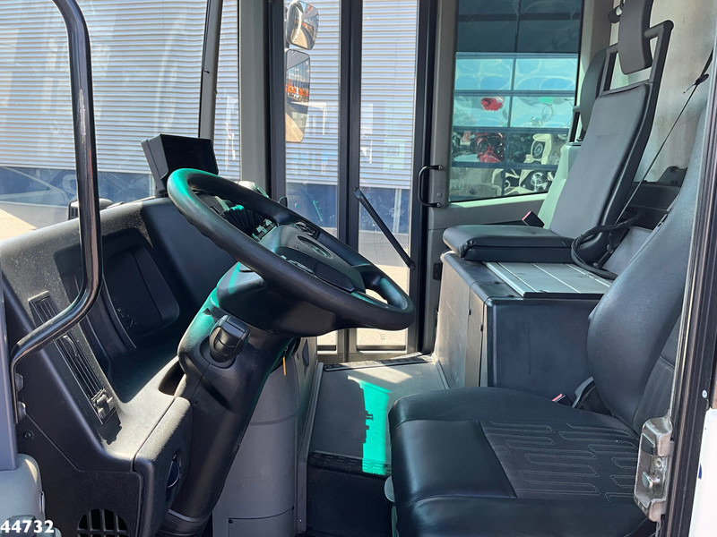 Kamion za smeće Mercedes-Benz Econic 2630 Euro 6 CNG Norba MF 300 18m³ 2 compartimenten just 137.620 km!: slika 11 Kamion za smeće Mercedes-Benz Econic 2630 Euro 6 CNG Norba MF 300 18m³ 2 compartimenten just 137.620 km!: slika 11