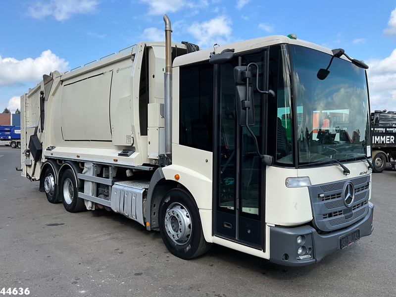 Mercedes-Benz Econic 2630 Euro 6 Norba MF 300 18m³ 2 compartimenten - Kamion za smeće: slika 4 Mercedes-Benz Econic 2630 Euro 6 Norba MF 300 18m³ 2 compartimenten - Kamion za smeće: slika 4