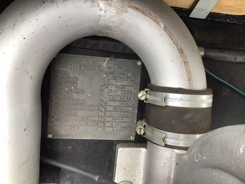 Kamion sa tovarnim sandukom Opel Blitz 3.6-42-30: slika 11