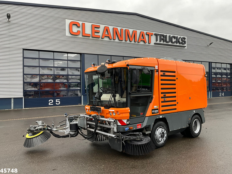 Ravo 580 with 3-rd brush - Autočistilica: slika 2 Ravo 580 with 3-rd brush - Autočistilica: slika 2