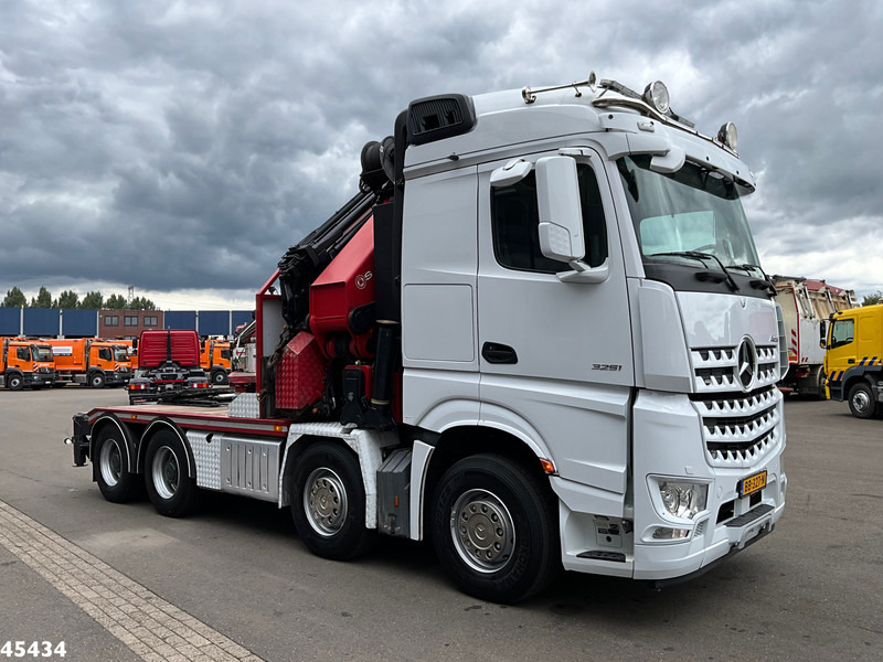 Mercedes-Benz Arocs 3251 8x4 Euro 6 Retarder HMF 85 Tonmeter laadkraan Fly-Jib - Tegljač: slika 4 Mercedes-Benz Arocs 3251 8x4 Euro 6 Retarder HMF 85 Tonmeter laadkraan Fly-Jib - Tegljač: slika 4