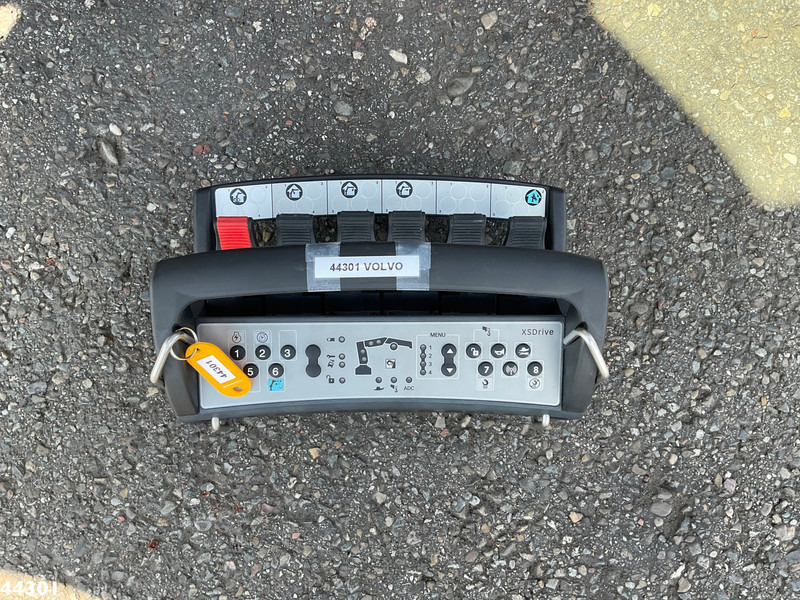 Novu Kamion sa hidrauličnom kukom, Kamion sa dizalicom Volvo FMX 500 8x4 Euro 6 Hiab 65 Tonmeter laadkraan + Multilift 25 Ton haakarmsysteem NEW AND UNUSED!: slika 9 Novu Kamion sa hidrauličnom kukom, Kamion sa dizalicom Volvo FMX 500 8x4 Euro 6 Hiab 65 Tonmeter laadkraan + Multilift 25 Ton haakarmsysteem NEW AND UNUSED!: slika 9