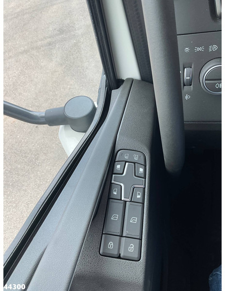 Novu Kamion sa hidrauličnom kukom, Kamion sa dizalicom Volvo FMX 500 8x4 Euro 6 Hiab 65 Tonmeter laadkraan + Multilift 25 Ton haakarmsysteem NEW AND UNUSED!: slika 20