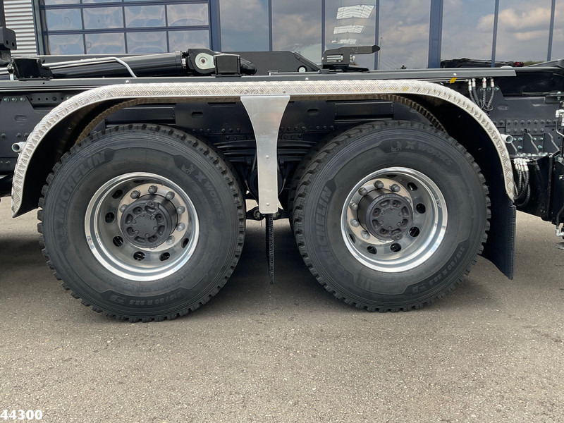 Novu Kamion sa hidrauličnom kukom, Kamion sa dizalicom Volvo FMX 500 8x4 Euro 6 Hiab 65 Tonmeter laadkraan + Multilift 25 Ton haakarmsysteem NEW AND UNUSED!: slika 11
