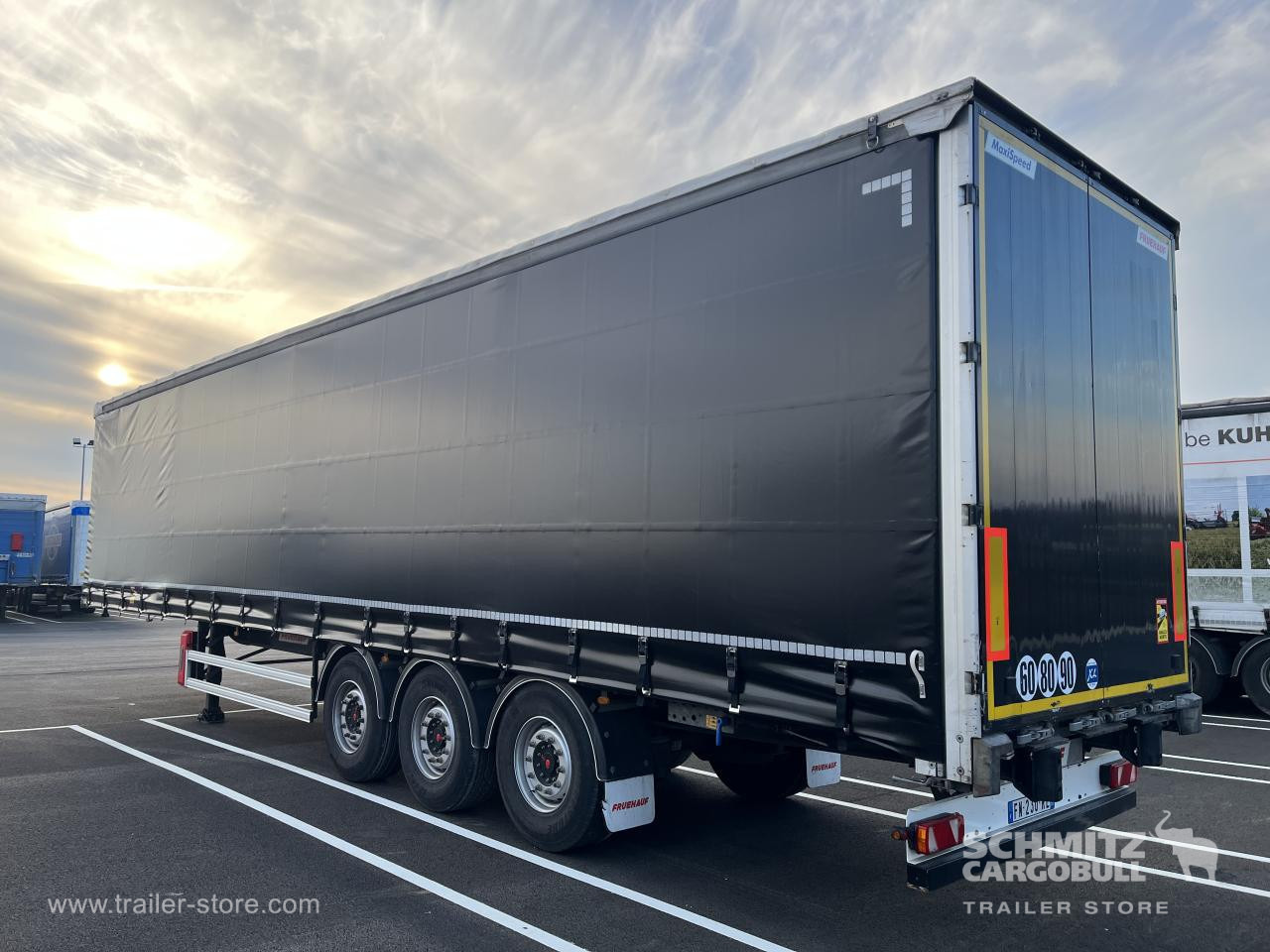 FRUEHAUF Curtainsider Standard - Poluprikolica sa ceradom: slika 2 FRUEHAUF Curtainsider Standard - Poluprikolica sa ceradom: slika 2