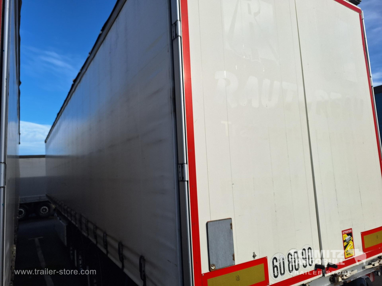 FRUEHAUF Curtainsider Standard Taillift - Poluprikolica sa ceradom: slika 5 FRUEHAUF Curtainsider Standard Taillift - Poluprikolica sa ceradom: slika 5