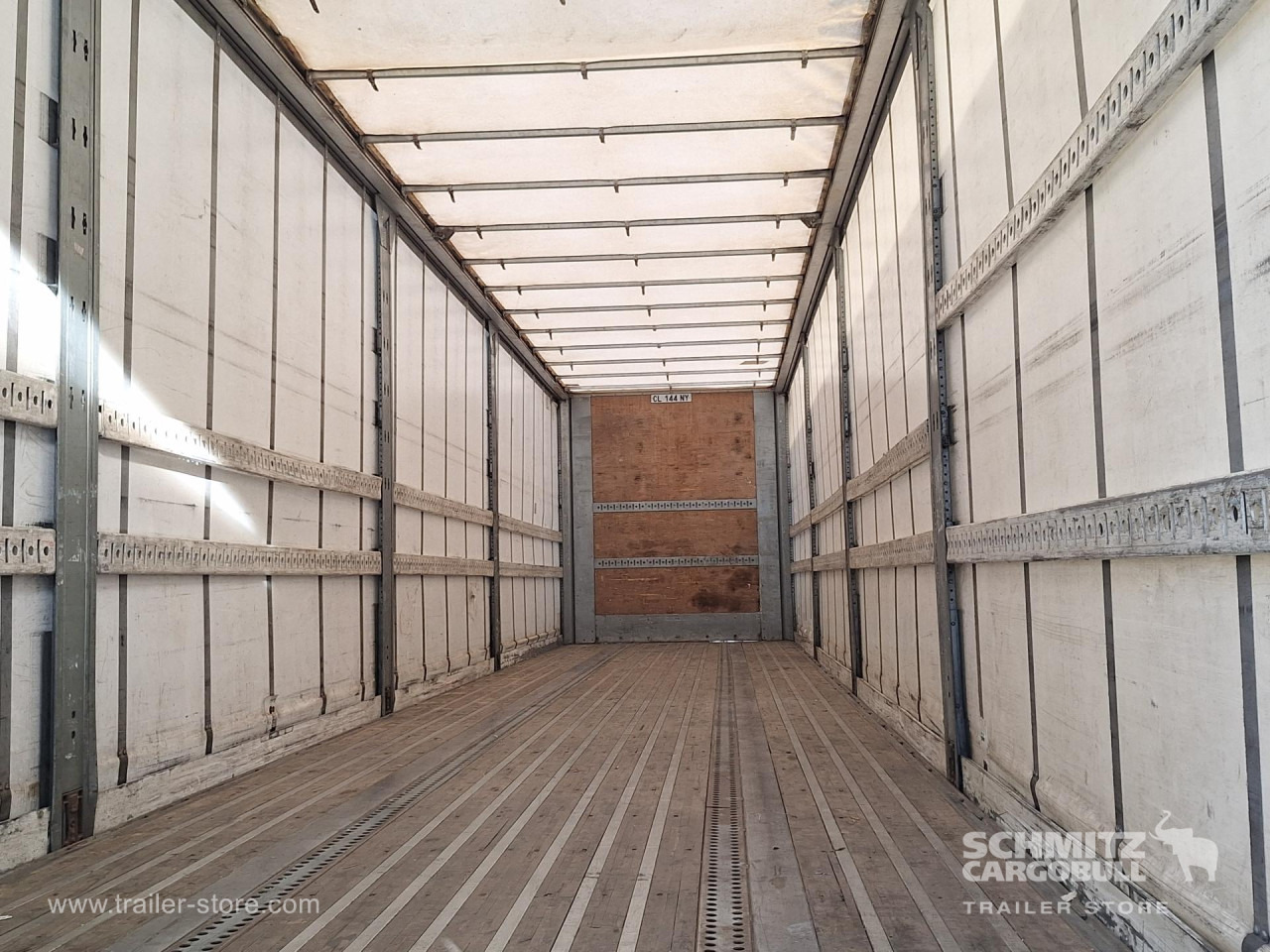 FRUEHAUF Curtainsider Standard Taillift - Poluprikolica sa ceradom: slika 4 FRUEHAUF Curtainsider Standard Taillift - Poluprikolica sa ceradom: slika 4