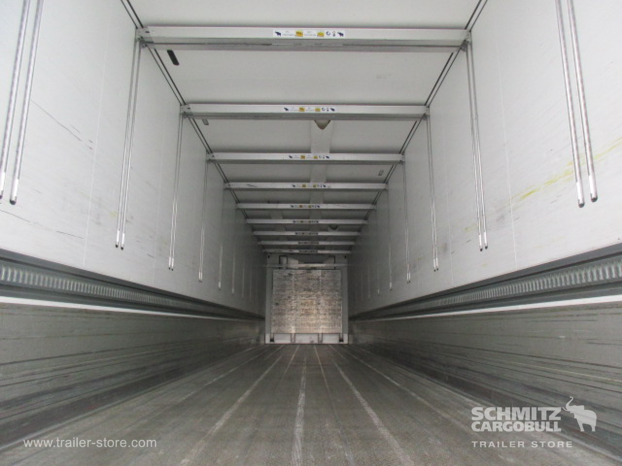 SCHMITZ Reefer Standard Double deck - Izotermička poluprikolica: slika 3 SCHMITZ Reefer Standard Double deck - Izotermička poluprikolica: slika 3