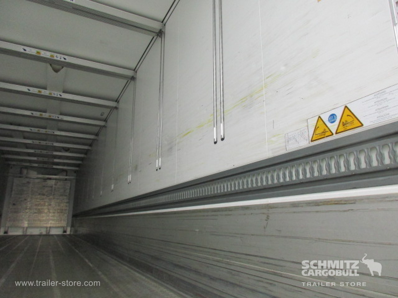 SCHMITZ Reefer Standard Double deck - Izotermička poluprikolica: slika 4 SCHMITZ Reefer Standard Double deck - Izotermička poluprikolica: slika 4