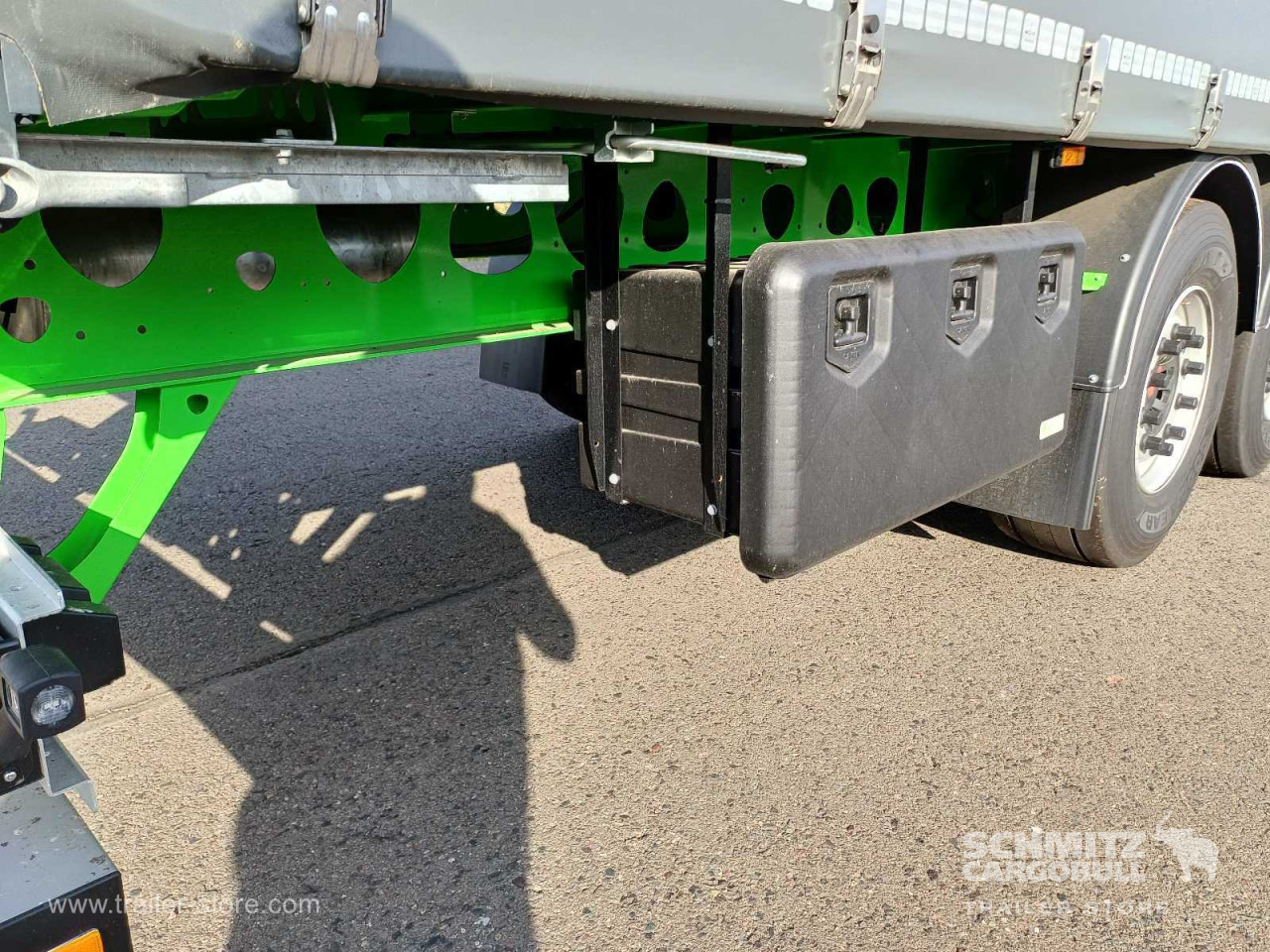 BERGER Auflieger Curtainsider Standard - Poluprikolica sa ceradom: slika 4 BERGER Auflieger Curtainsider Standard - Poluprikolica sa ceradom: slika 4