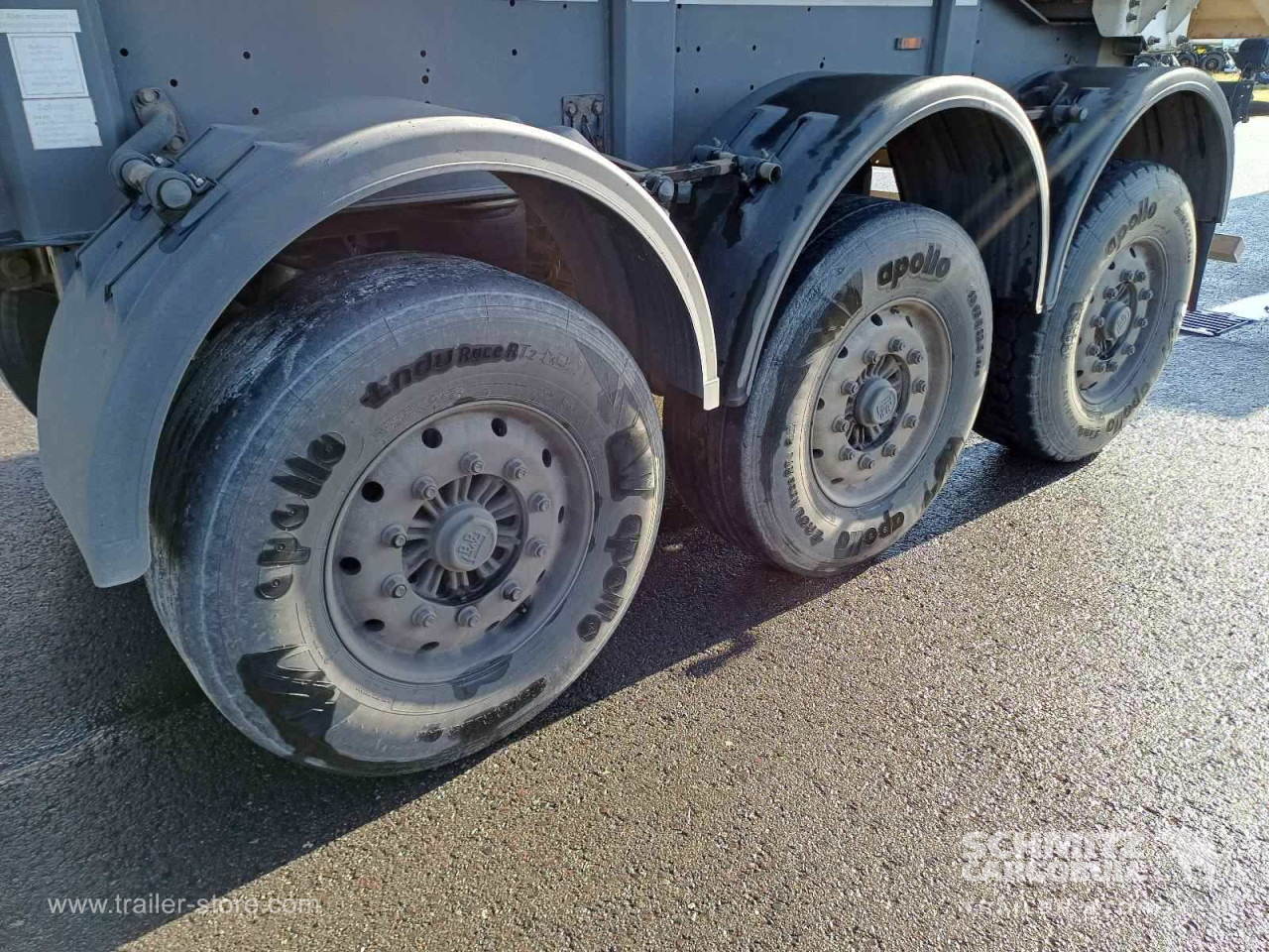 LANGENDORF Auflieger Kipper Stahlrundmulde 24m³ - Poluprikolica istovarivača: slika 2 LANGENDORF Auflieger Kipper Stahlrundmulde 24m³ - Poluprikolica istovarivača: slika 2