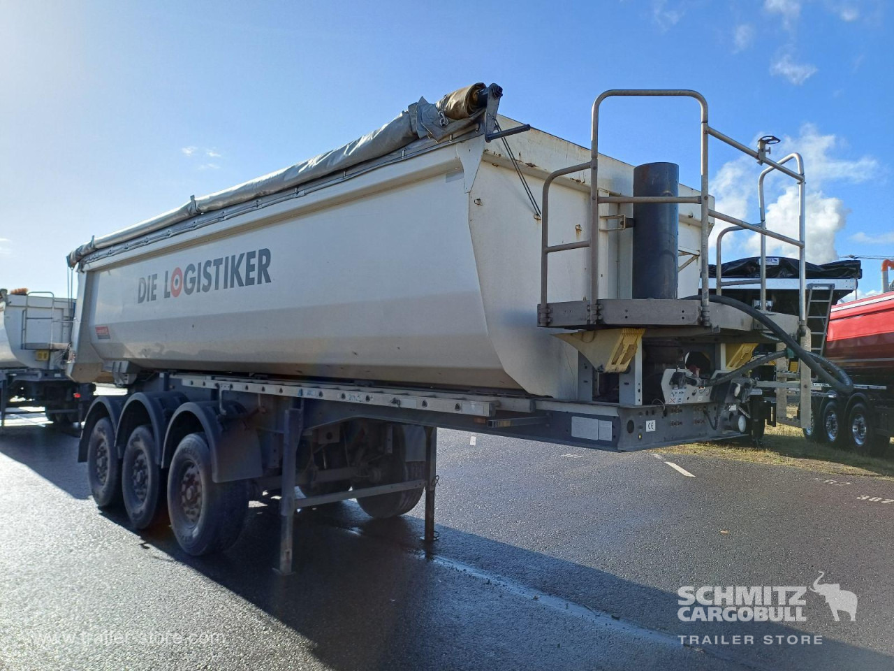 LANGENDORF Auflieger Kipper Stahlrundmulde 24m³ - Poluprikolica istovarivača: slika 1 LANGENDORF Auflieger Kipper Stahlrundmulde 24m³ - Poluprikolica istovarivača: slika 1