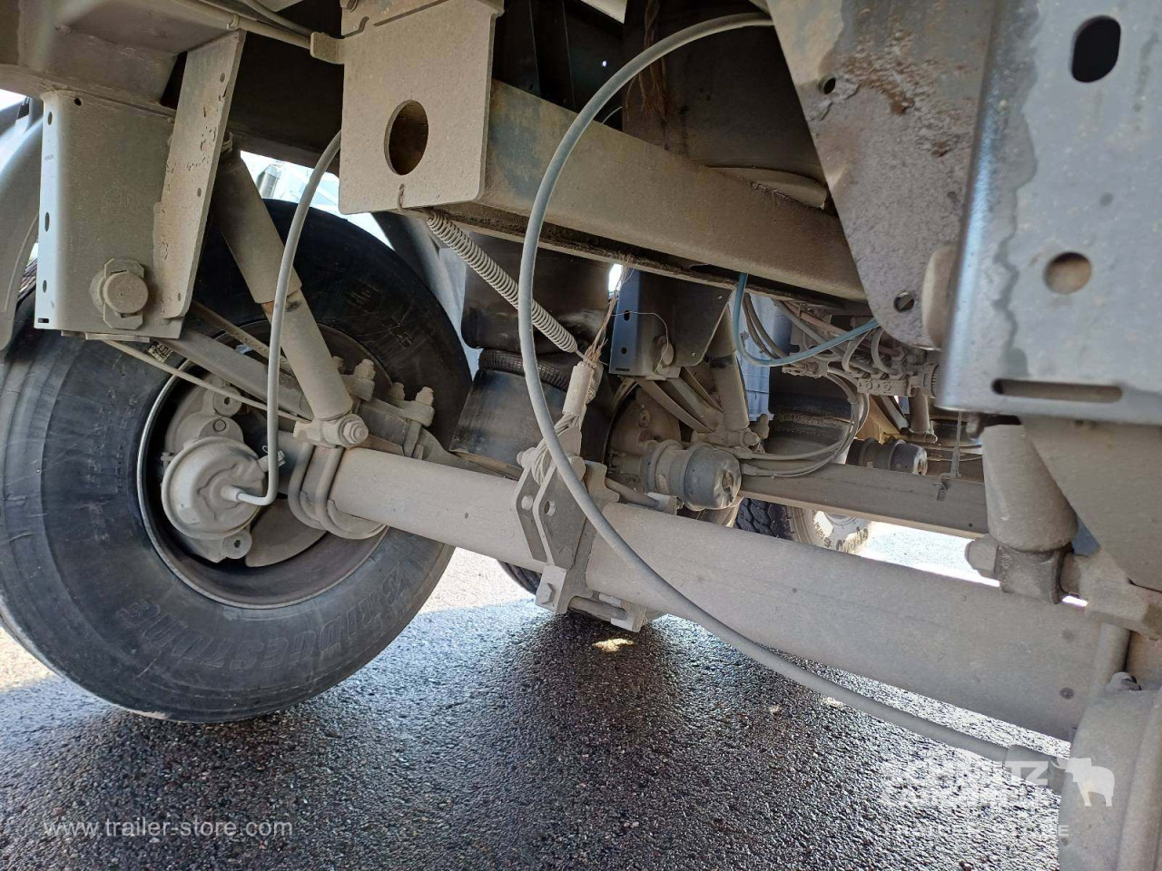 LANGENDORF Auflieger Kipper Stahlrundmulde 24m³ - Poluprikolica istovarivača: slika 3 LANGENDORF Auflieger Kipper Stahlrundmulde 24m³ - Poluprikolica istovarivača: slika 3