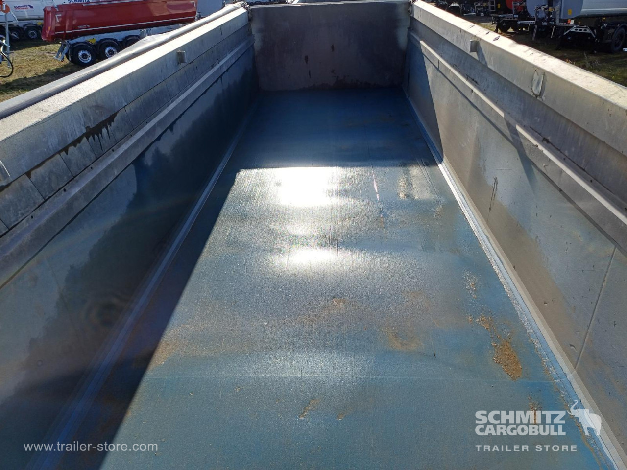 SCHMITZ Auflieger Kipper Alukastenmulde 24m³ - Poluprikolica istovarivača: slika 5 SCHMITZ Auflieger Kipper Alukastenmulde 24m³ - Poluprikolica istovarivača: slika 5