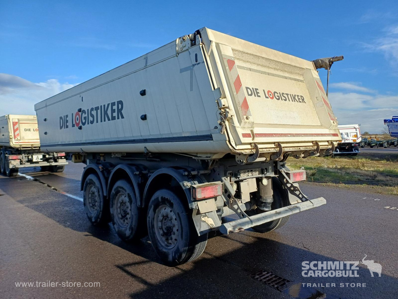SCHMITZ Auflieger Kipper Alukastenmulde 24m³ - Poluprikolica istovarivača: slika 4 SCHMITZ Auflieger Kipper Alukastenmulde 24m³ - Poluprikolica istovarivača: slika 4