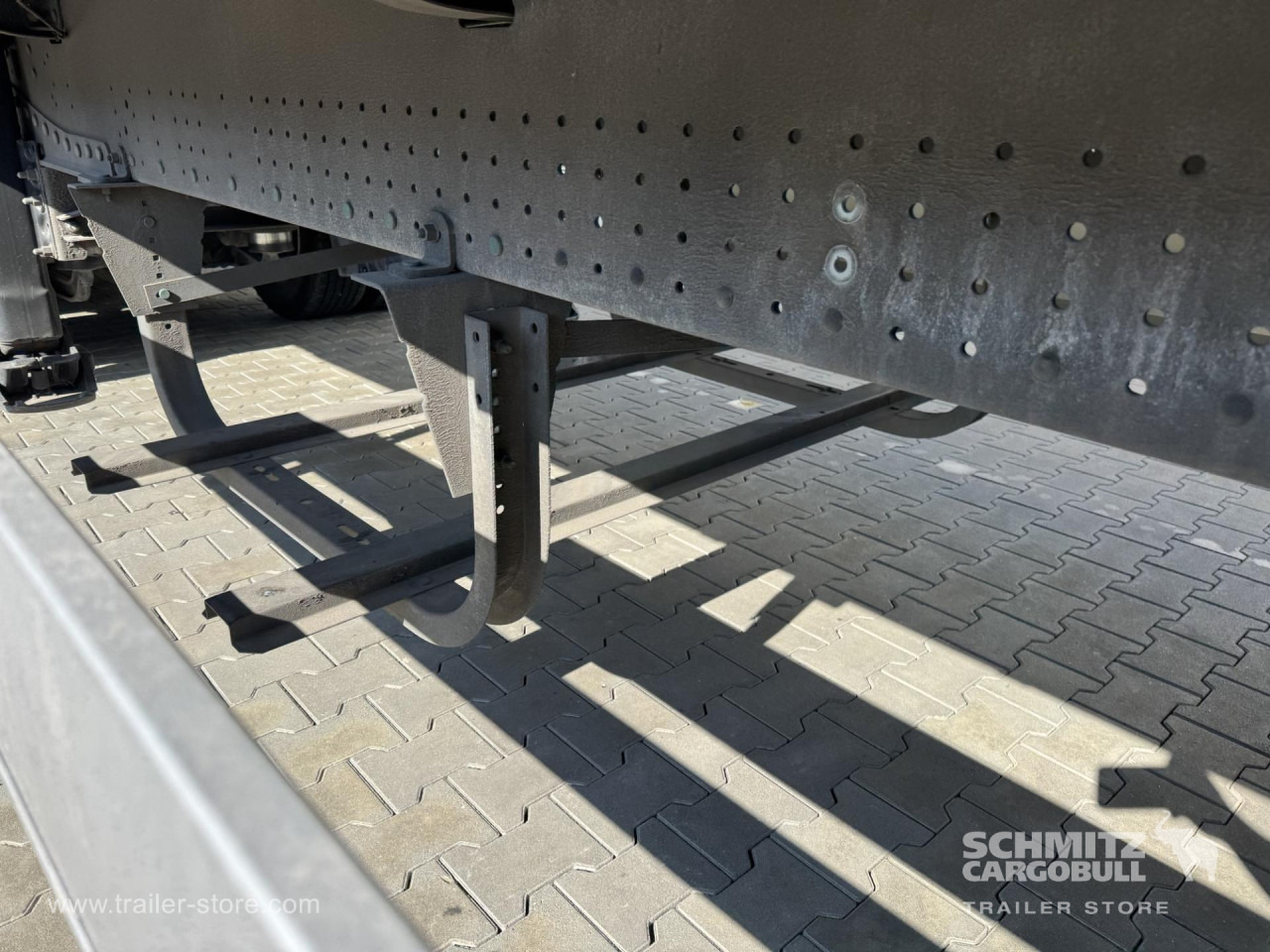 SCHMITZ Curtainsider Standard - Poluprikolica sa ceradom: slika 2 SCHMITZ Curtainsider Standard - Poluprikolica sa ceradom: slika 2