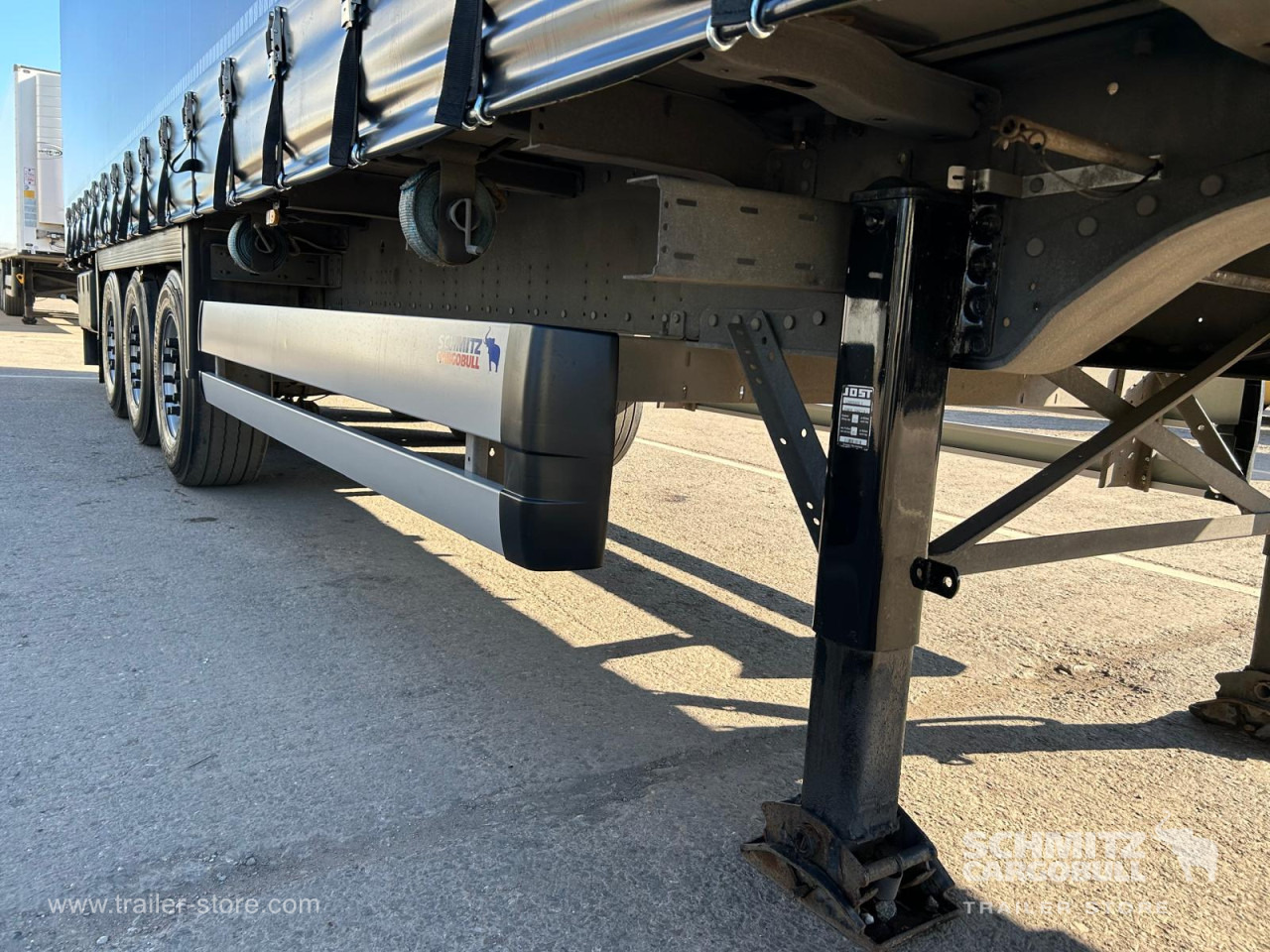 SCHMITZ Curtainsider Standard UK - Poluprikolica sa ceradom: slika 4 SCHMITZ Curtainsider Standard UK - Poluprikolica sa ceradom: slika 4
