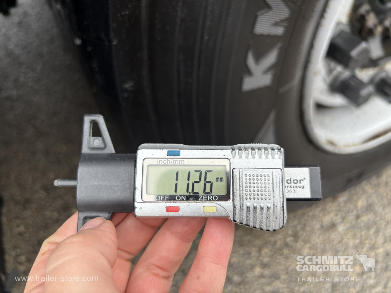 SCHMITZ Curtainsider Mega - Poluprikolica sa ceradom: slika 5 SCHMITZ Curtainsider Mega - Poluprikolica sa ceradom: slika 5