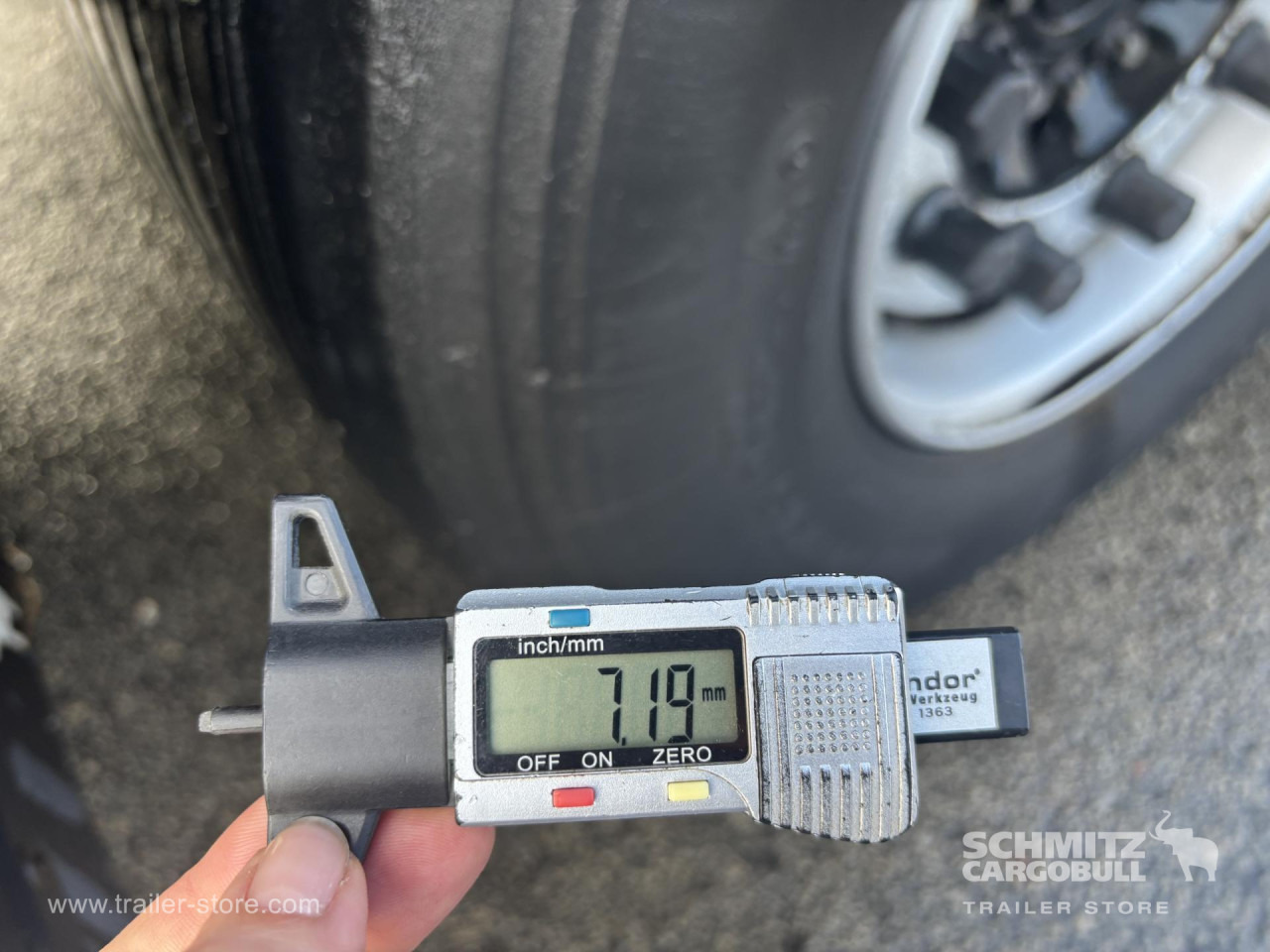 SCHMITZ Curtainsider Mega - Poluprikolica sa ceradom: slika 5 SCHMITZ Curtainsider Mega - Poluprikolica sa ceradom: slika 5